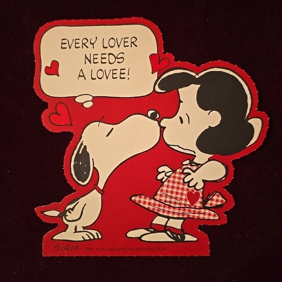 Peanuts Snoopy Portfolio Vtg 1960’s-70’s and Valentines St Patrick's Cutouts New - Picture 13 of 16